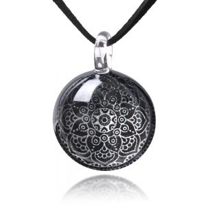 SUVANI Hand Blown Glass Jewelry Black & Grey Mandala Flower Round Pendant Necklace, 17"-19"