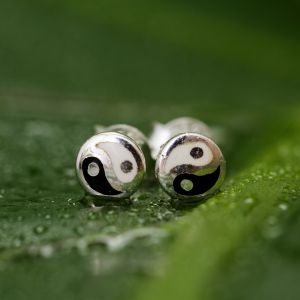 SUVANI 925 Sterling Silver Black White Chinese Yin Yang Round 6 mm Post Stud Earrings