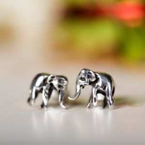 SUVANI 925 Sterling Silver 8 mm Tiny Elephant 3-D Post Stud Earrings