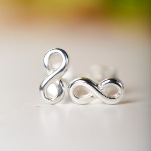 SUVANI Sterling Silver Tiny Classic Infinity Eternity Endless Love Symbol 8 mm Post Stud Earrings
