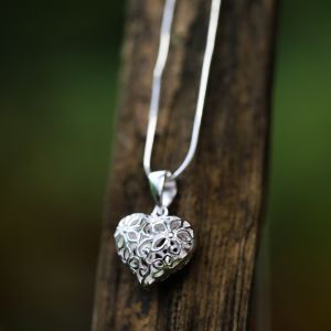 SUVANI Sterling Silver Flower Design Filigree Puff Heart Pendant Necklace, 18 inches