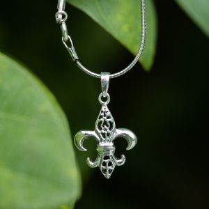 SUVANI Sterling Silver Filigree Fleur De Lis Pendant Necklace, 18 inch Snake Chain
