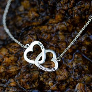 SUVANI 925 Sterling Silver Mom and Daughter Connecting Hearts Charm Bracelet