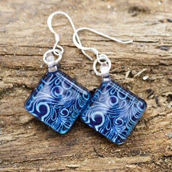 SUVANI Sterling Silver Glass Jewelry Glittery Blue Abstract Art Curve Design Dangle Square Earrings
